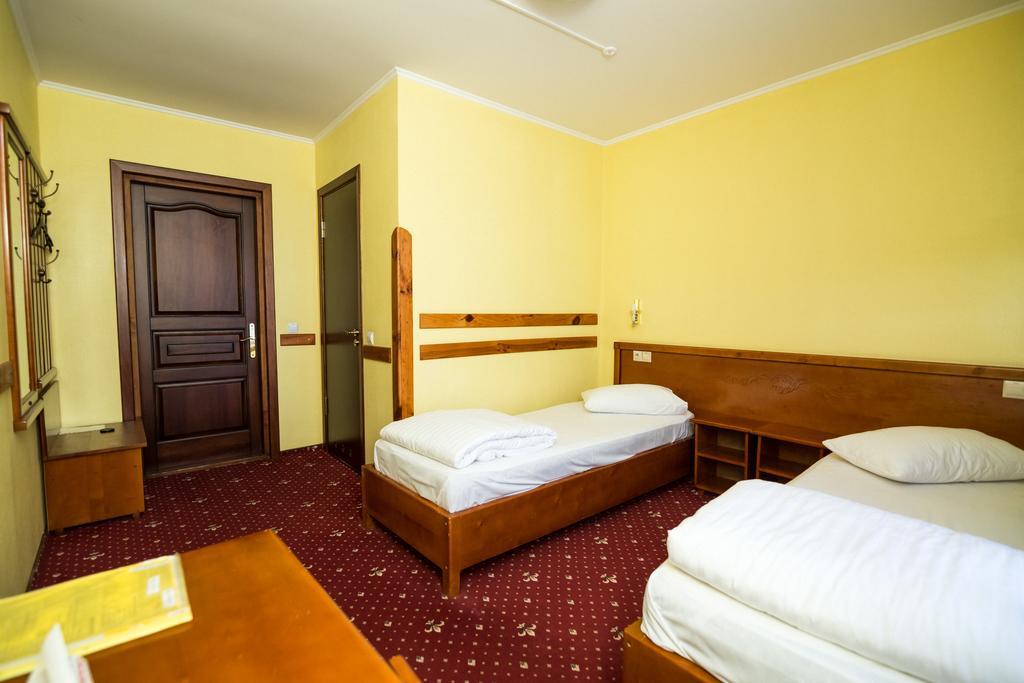 Shelter Hotel&Restaurant Kolodezhno Exterior foto